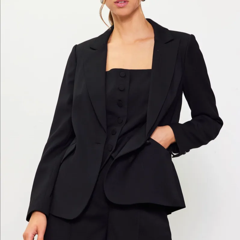 Center Stage Slanted Pocket Blazer